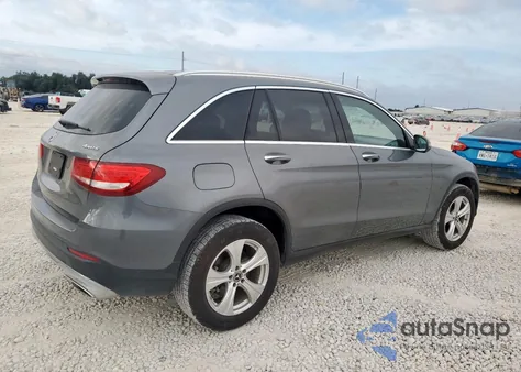 2017 Mercedes-Benz Glc 300 4Matic from USA, damaged, VIN WDC0G4KB5HV009321